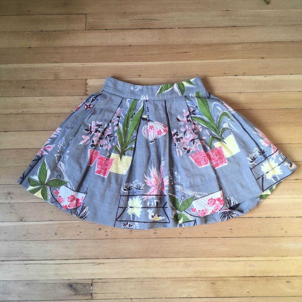 Vintage Flower Pot Skirt